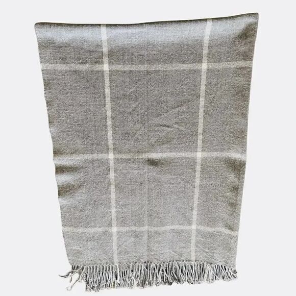 2 for $30 J Crew Gray Oversized Plaid Blanket Scarf Fringe Throw - Picture 6 of 9